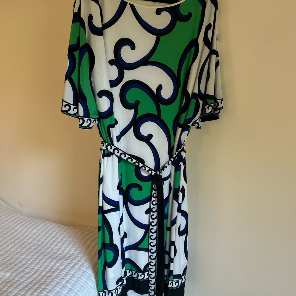 Sandra Darren Dress with Green and Blue Patterns - Picture 4 of 9
